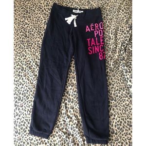 Aero Capri sweats